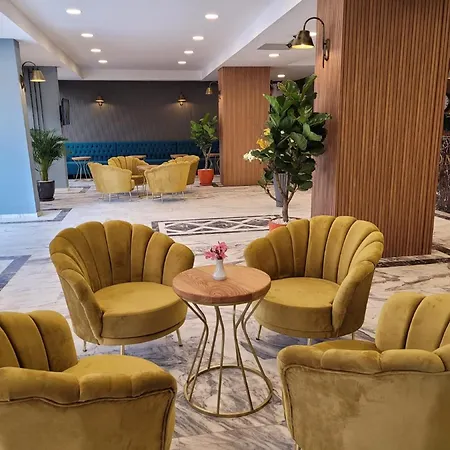 Cashmere Hotel 4*